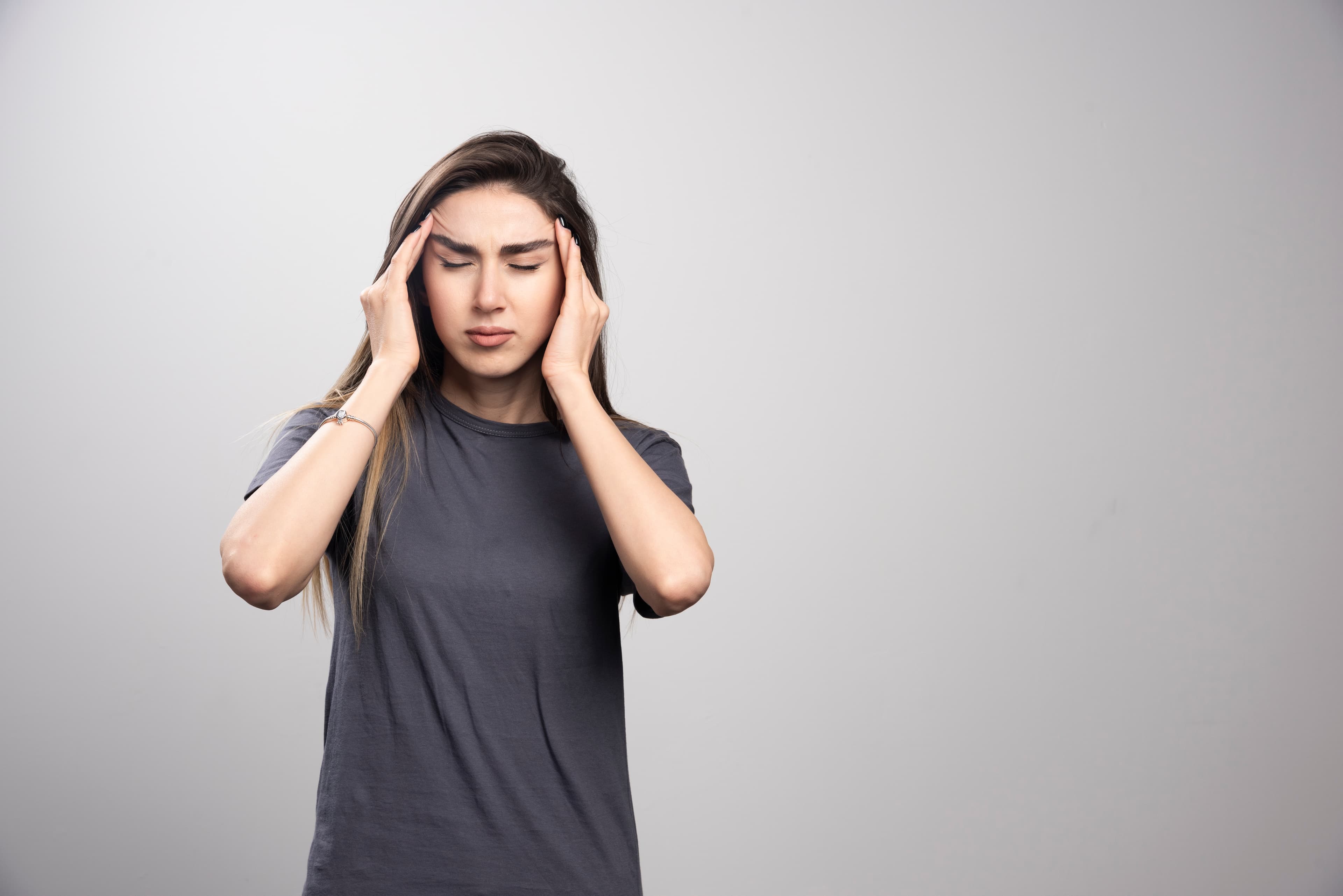 Persona con migraña