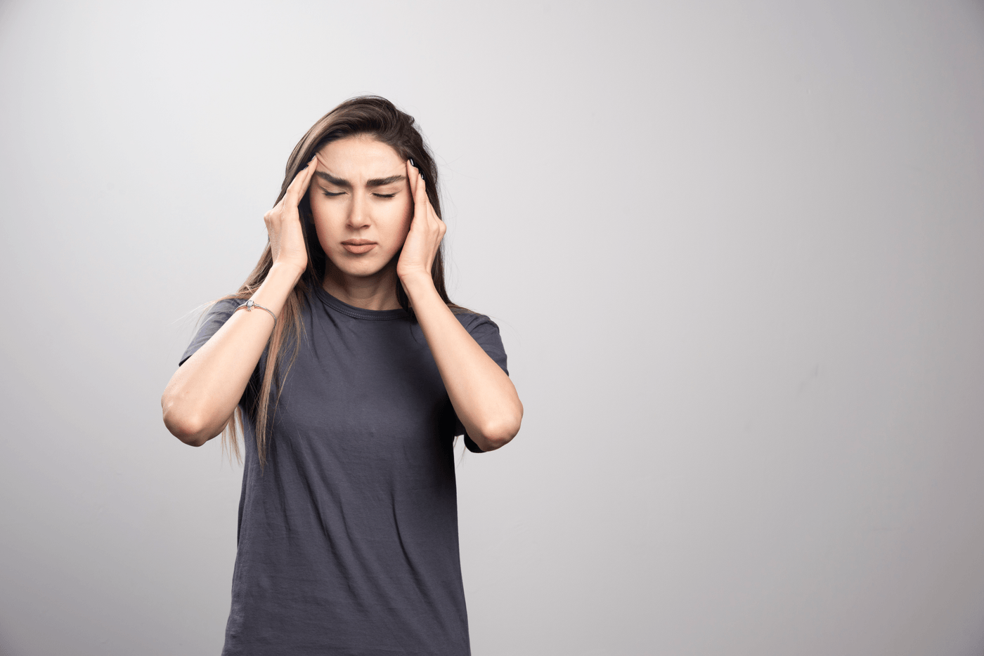 Persona con migraña